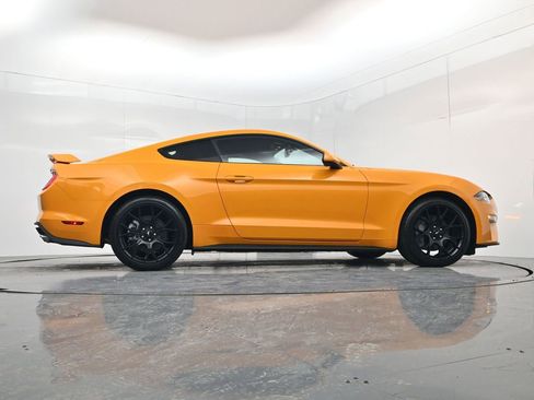 Used 2018 Ford Mustang Coupe w/ Ecoboost Performance Package image 37