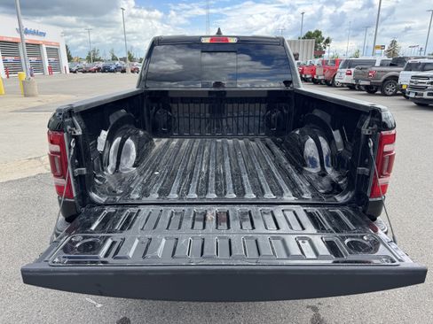 Used 2024 RAM 1500 Laramie AWD/4WD image 23
