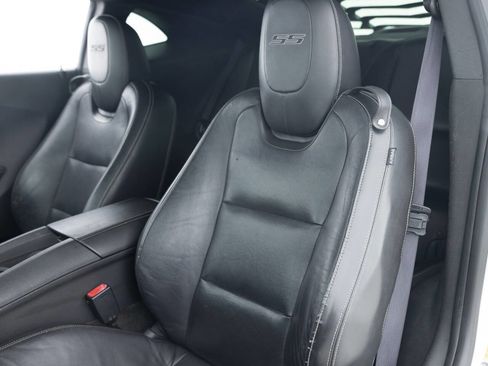 Used 2010 Chevrolet Camaro SS w/ RS Package RWD image 24