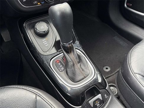 Used 2018 Jeep Compass Limited w/ Navigation Group image 34