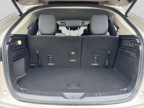 Used 2025 MAZDA CX-90 3.3 Turbo w/ Preferred Package image 18