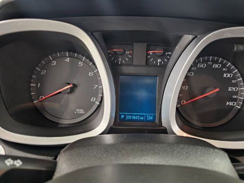 Used 2017 Chevrolet Equinox LT image 13