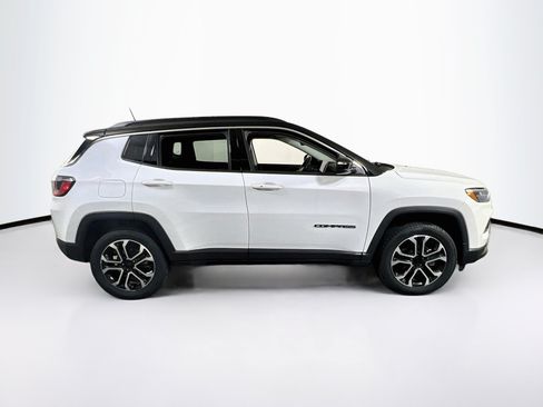 Used 2022 Jeep Compass Limited AWD/4WD image 4