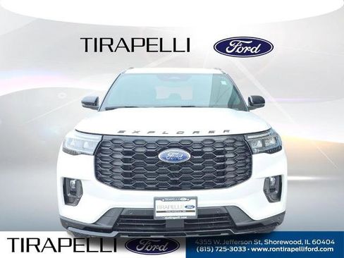 Certified 2025 Ford Explorer ST-Line w/ ST-Line Street Pack image 5
