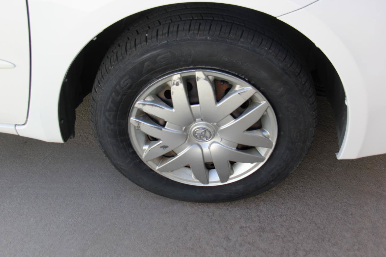 Used 2007 Toyota Sienna CE FWD image 28