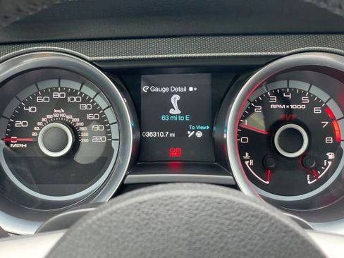 Used 2014 Ford Mustang Shelby GT500 w/ Equipment Group 821A image 31