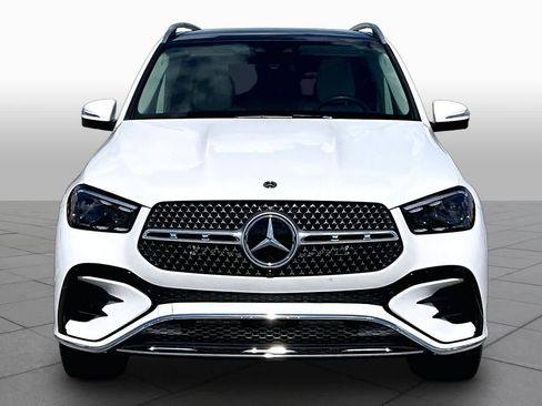 Used 2025 Mercedes-Benz GLE 450e 4MATIC image 4