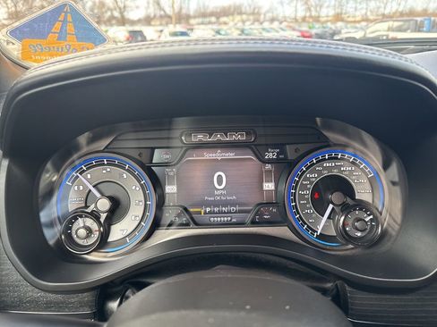 Used 2022 RAM 1500 Limited image 13