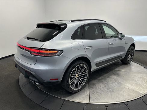 Certified 2026 Porsche Macan image 7