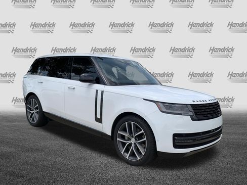 Used 2024 Land Rover Range Rover Long Wheelbase SE AWD/4WD image 2