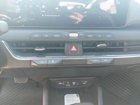 New 2026 Kia K4 GT-Line FWD image 23