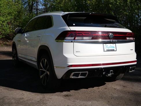 Used 2024 Volkswagen Atlas Cross Sport SEL Premium R-Line AWD/4WD image 5