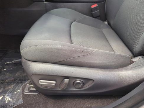 Certified 2024 Toyota Venza LE AWD/4WD image 14
