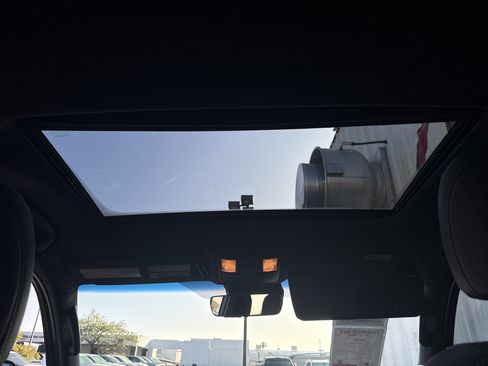 Used 2022 Lexus GX 460 Premium image 24