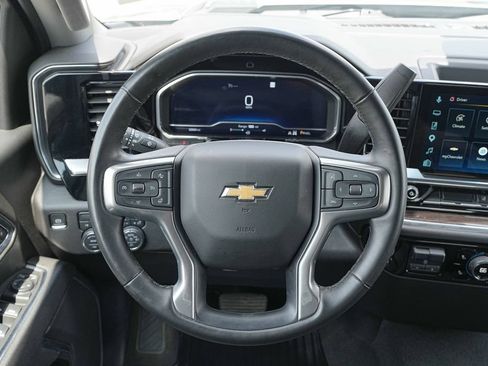 Used 2025 Chevrolet Silverado 2500 LT w/ Convenience Package AWD/4WD image 32