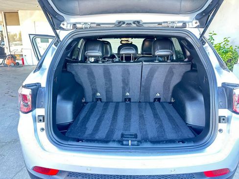 Used 2025 Jeep Compass Trailhawk w/ Trailer Tow Group image 31