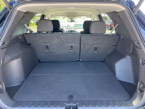 Used 2021 Chevrolet Equinox LT FWD image 5