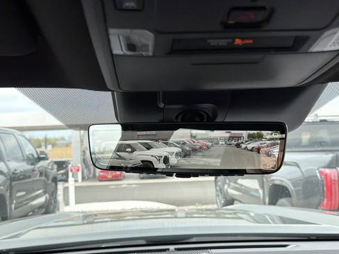 New 2026 Toyota Tundra Limited AWD/4WD image 21