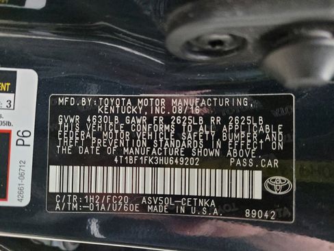 Used 2017 Toyota Camry LE FWD image 33