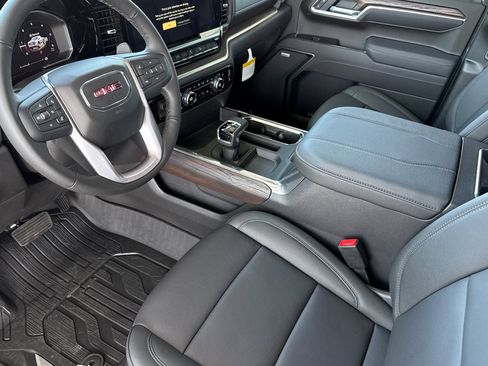 New 2026 GMC Sierra 1500 SLT w/ SLT Premium Package image 11