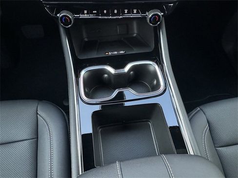 New 2026 Chevrolet Traverse LT w/ Driver Confidence Package image 16