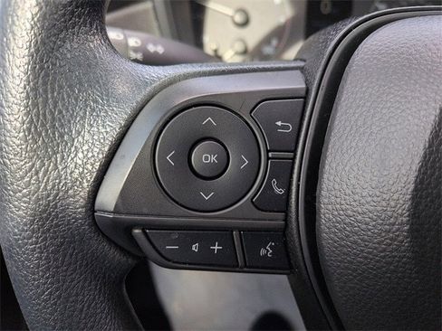 Used 2025 Toyota Corolla LE image 16