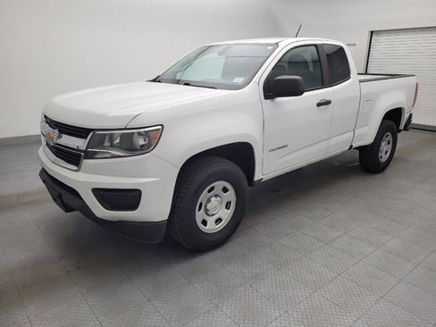 Used 2020 Chevrolet Colorado W/T w/ WT Convenience Package image 2