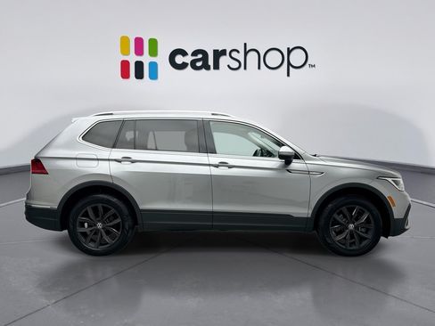 Used 2024 Volkswagen Tiguan SE AWD/4WD image 6