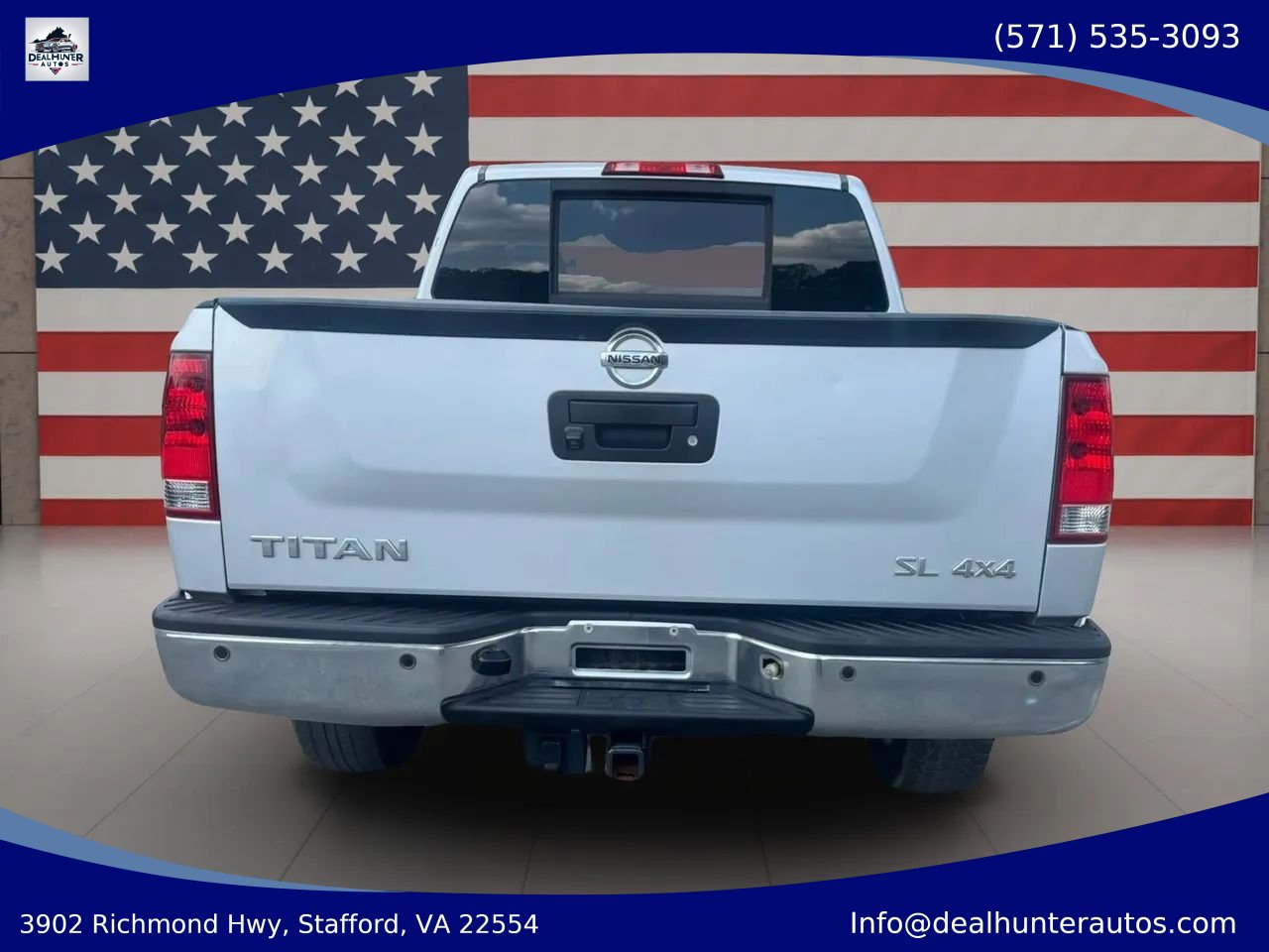 Used 2014 Nissan Titan SL w/ SL Moonroof Package AWD/4WD image 6
