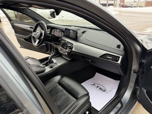 Used 2018 BMW M550i xDrive w/ Driving Assistance Package image 15