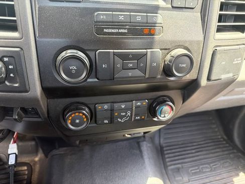 Used 2022 Ford F250 XL w/ Power Equipment Group AWD/4WD image 24