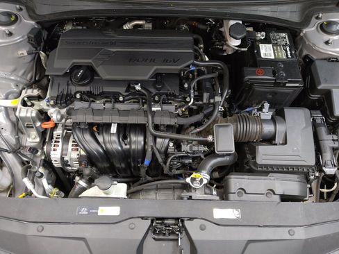 Used 2023 Hyundai Elantra SEL w/ Convenience Package FWD image 30