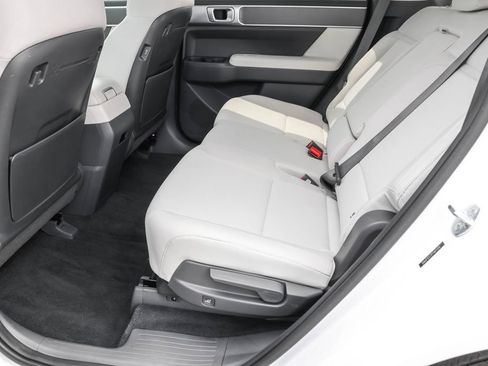 Certified 2026 Hyundai Santa Fe SE AWD/4WD image 26