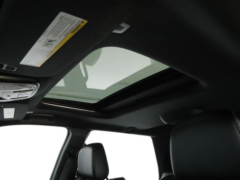 Used 2022 Dodge Durango GT image 17