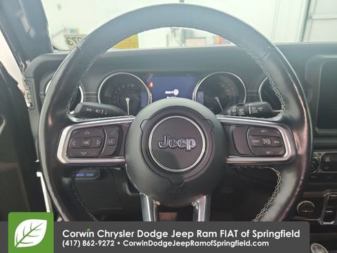 Used 2021 Jeep Wrangler Unlimited Sahara w/ Cold Weather Group AWD/4WD image 13