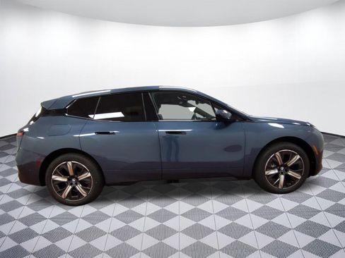 New 2026 BMW iX xDrive45 w/ Premium Package image 7