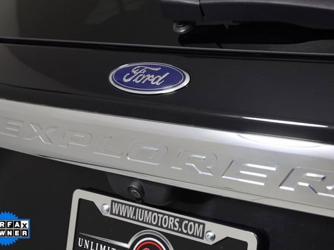 Used 2022 Ford Explorer XLT image 49
