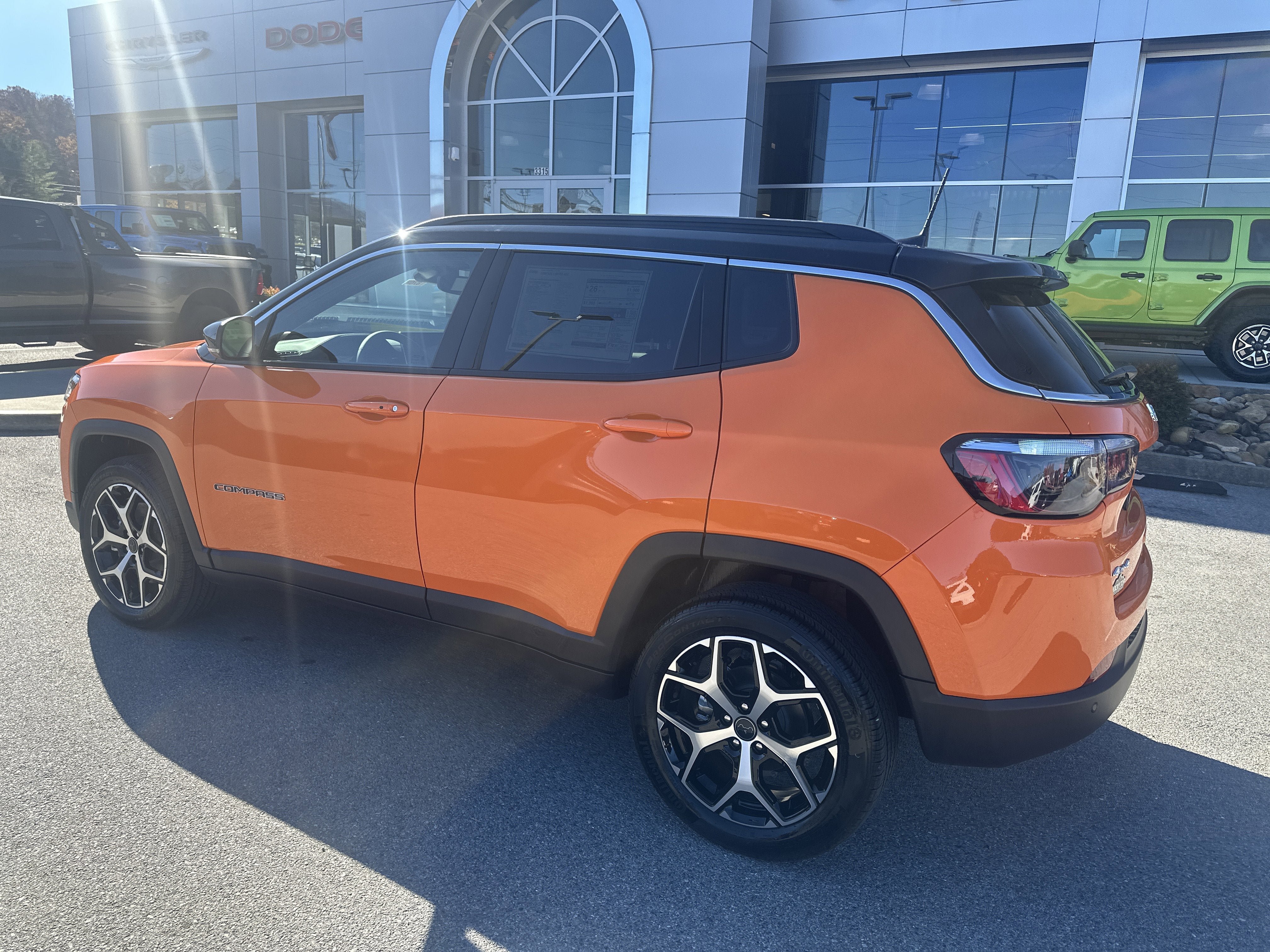 New 2026 Jeep Compass Limited AWD/4WD image 10