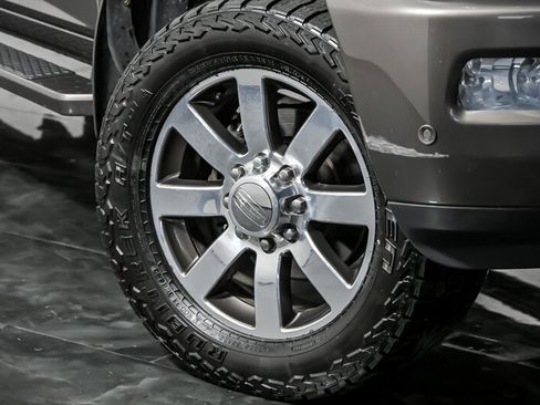 Used 2018 RAM 3500 Laramie Longhorn w/ Longhorn Southfork Package image 3