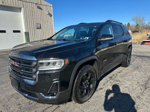 Used 2023 GMC Acadia AT4 w/ Preferred Package image 11