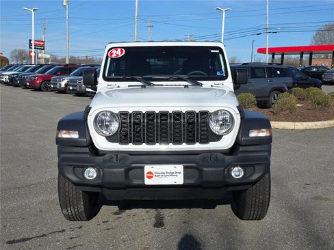 Used 2024 Jeep Wrangler Sport S image 11