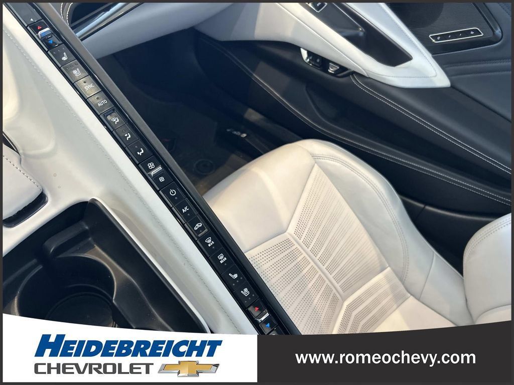Used 2023 Chevrolet Corvette Z06 w/ Stealth Interior Trim Package RWD image 24