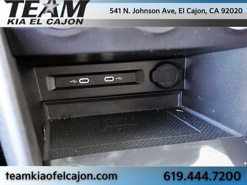 Used 2021 Volkswagen Tiguan SE FWD image 29