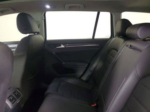 Used 2015 Volkswagen Golf TDI FWD image 11