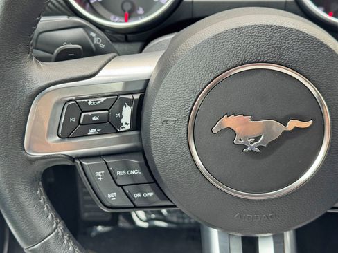 Used 2020 Ford Mustang Coupe RWD image 19