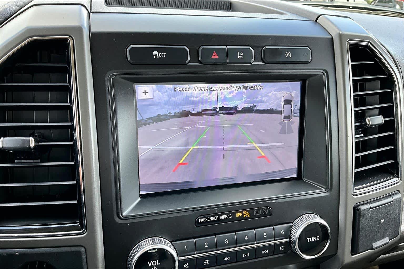 Used 2019 Ford Expedition XLT w/ Equipment Group 202A RWD image 27