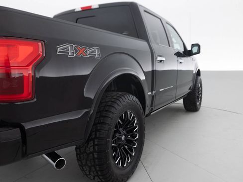 Used 2018 Ford F150 Platinum w/ Equipment Group 701A Luxury AWD/4WD image 14