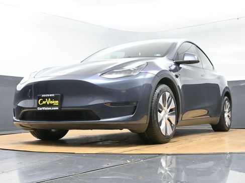 Used 2023 Tesla Model Y Long Range AWD/4WD image 53