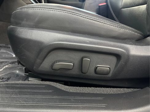 Used 2019 Subaru Outback 2.5i Limited AWD/4WD image 24