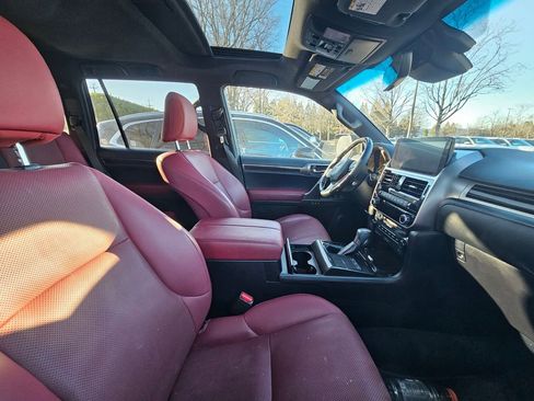 Used 2023 Lexus GX 460 Premium image 8